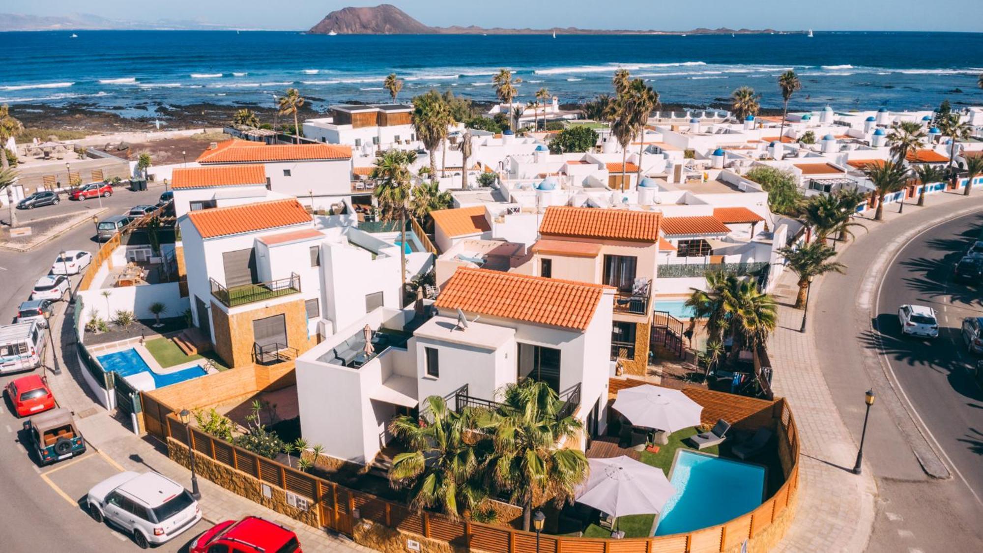 Paradise Beach House: Piscina Privada, Playa 100M Corralejo Exteriör bild